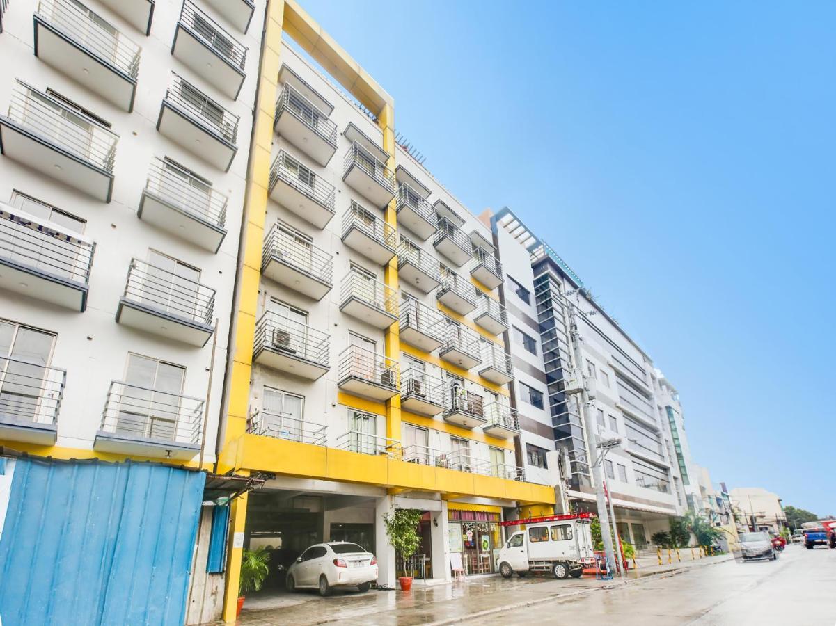 Oyo 893 Dian Suites Makati Manila Exterior foto