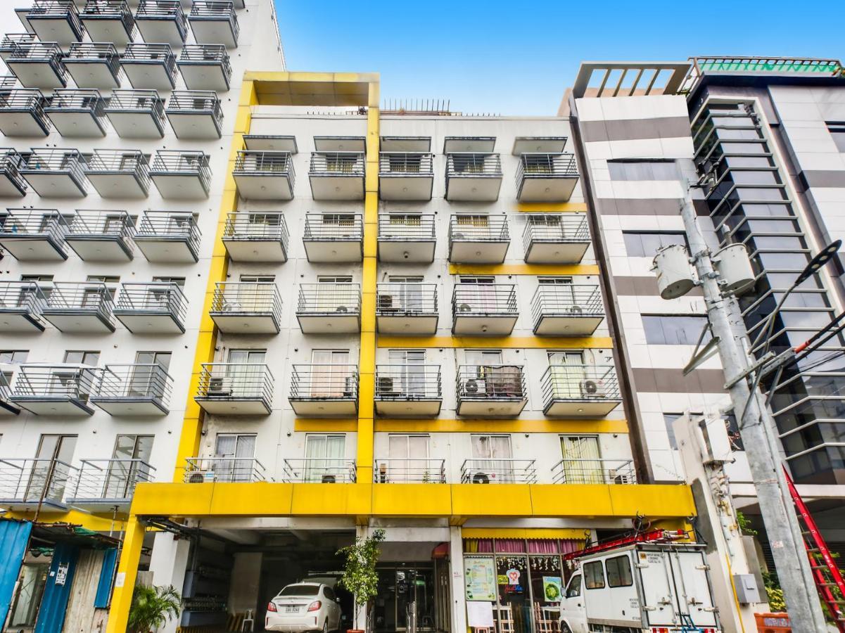 Oyo 893 Dian Suites Makati Manila Exterior foto